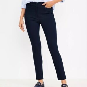 Loft Sutton Skinny Pants (Size 10, Navy)